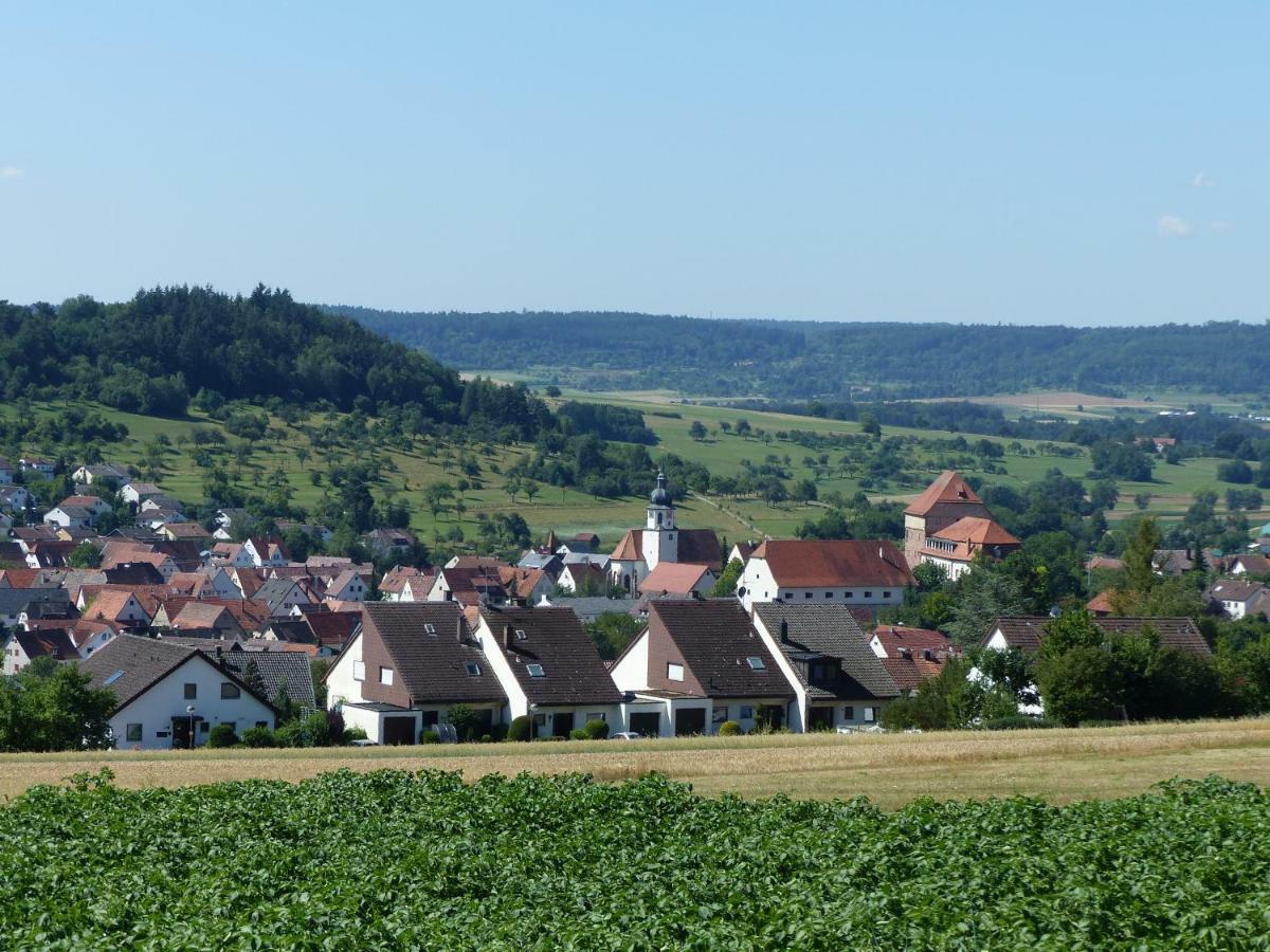 Ferienwohnung Heimsheim エクステリア 写真